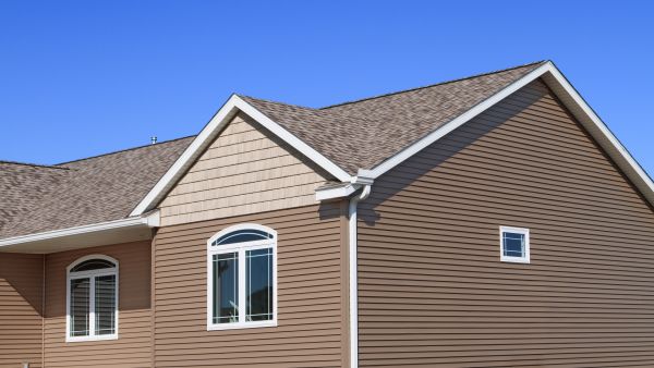 Cost of Residential Siding Service in Barrington