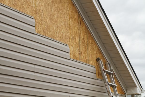 Cost of Grey Vinyl Siding Installation in Barrington