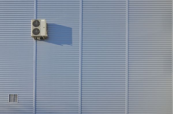 Cost of Flat Metal Siding Installation in Barrington